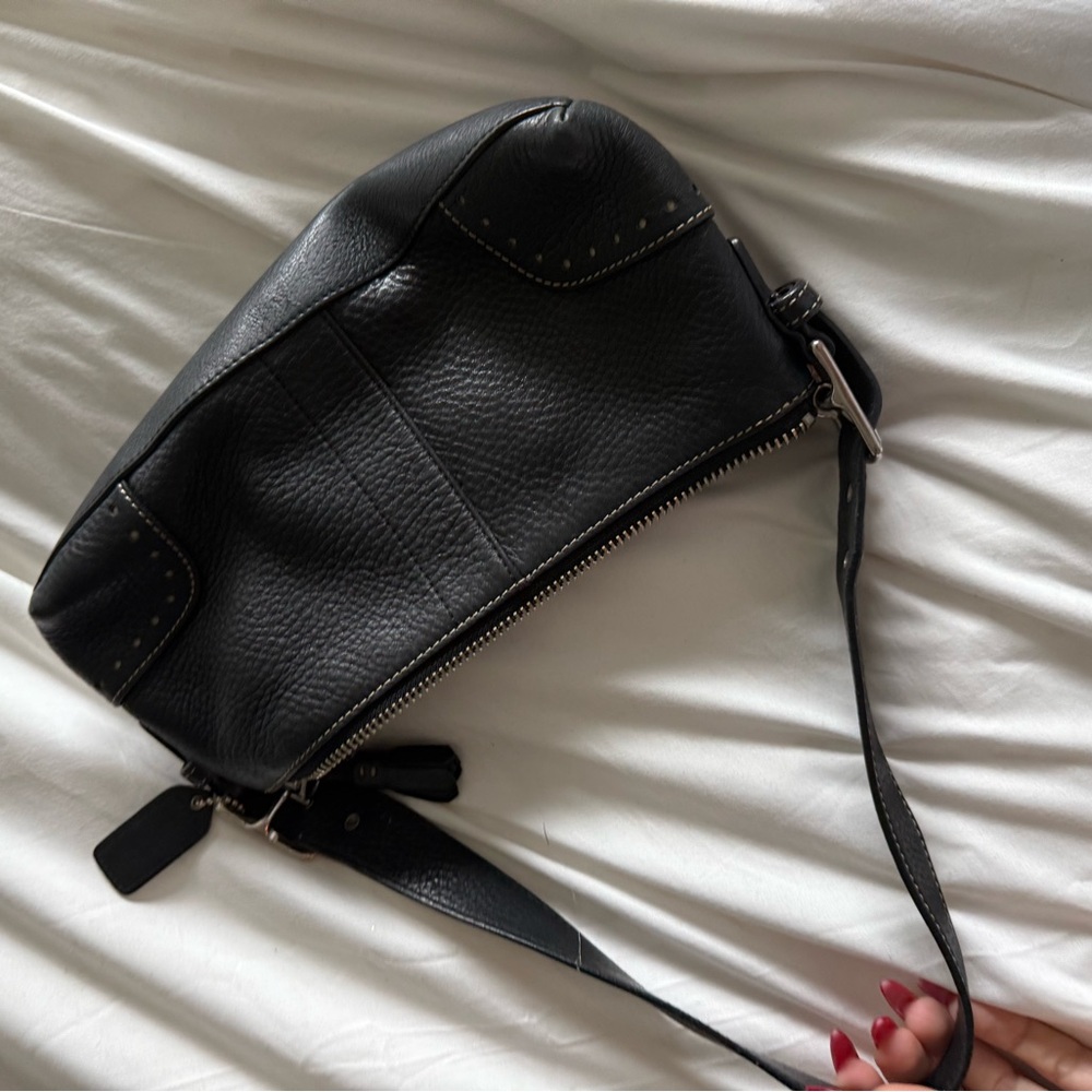 Black Leather 90s coach Shoulder Bag - Picture 4 of 5